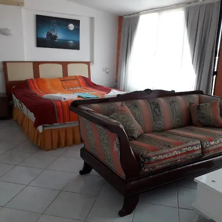 Asia Apart Hotel Кушадасы