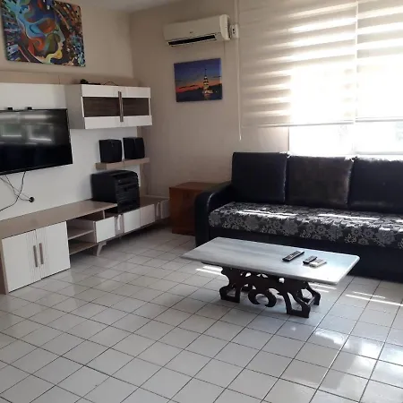 Asia Apart Hotel מלון דירות